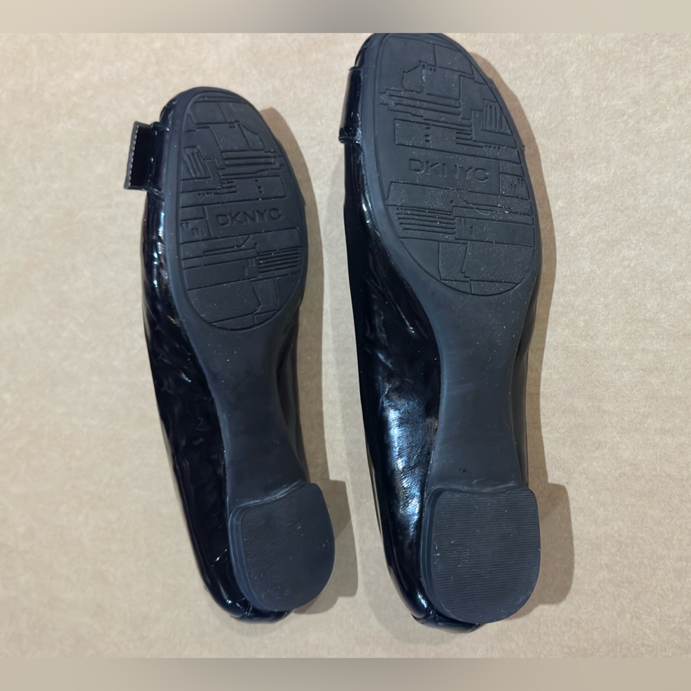Flats - Picture 2 of 6